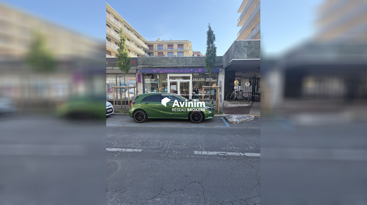 Ma-Cabane - Location Local commercial L'Haÿ-les-Roses, 76 m²