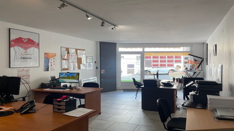 Ma-Cabane - Location Local commercial L'Isle-Jourdain, 42 m²