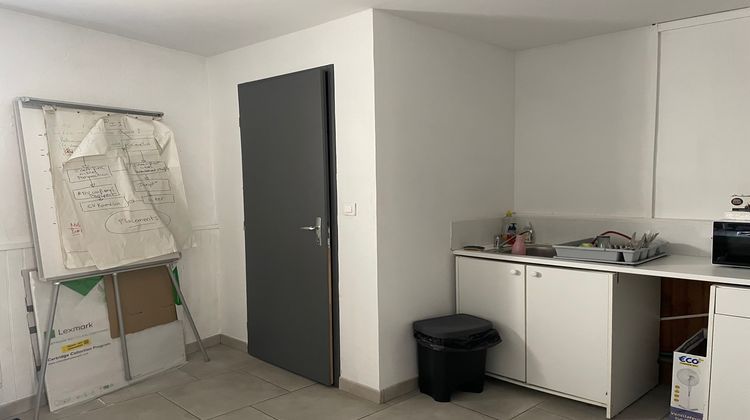 Ma-Cabane - Location Local commercial L'Isle-Jourdain, 42 m²