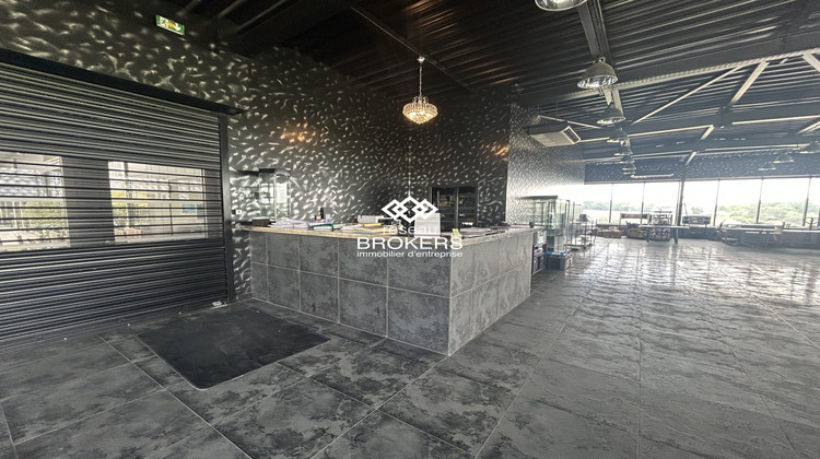 Ma-Cabane - Location Local commercial L'Isle-Jourdain, 349 m²