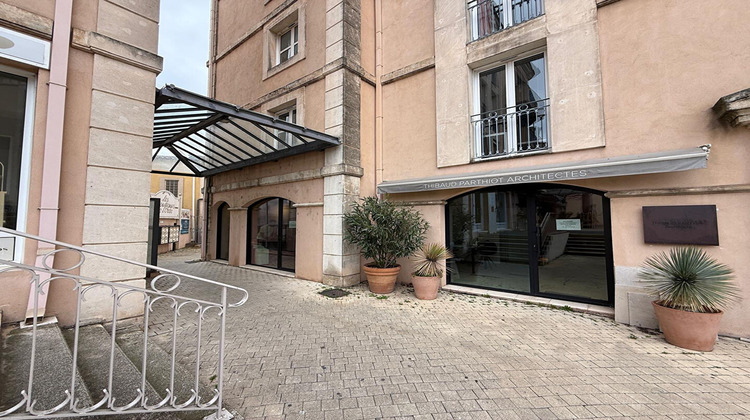 Ma-Cabane - Location Local commercial L'ISLE-SUR-LA-SORGUE, 65 m²