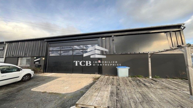 Ma-Cabane - Location Local commercial La Chapelle-sur-Erdre, 420 m²