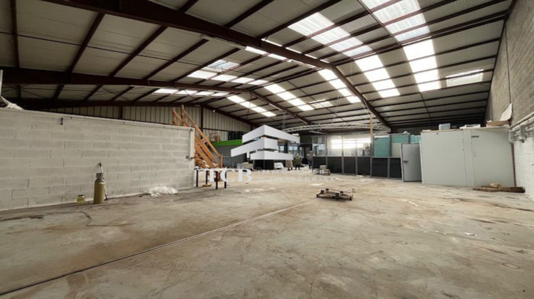 Ma-Cabane - Location Local commercial La Chapelle-sur-Erdre, 420 m²