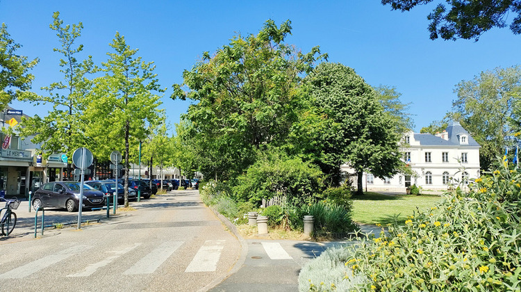 Ma-Cabane - Location Local commercial LA CHAPELLE-SUR-ERDRE, 79 m²