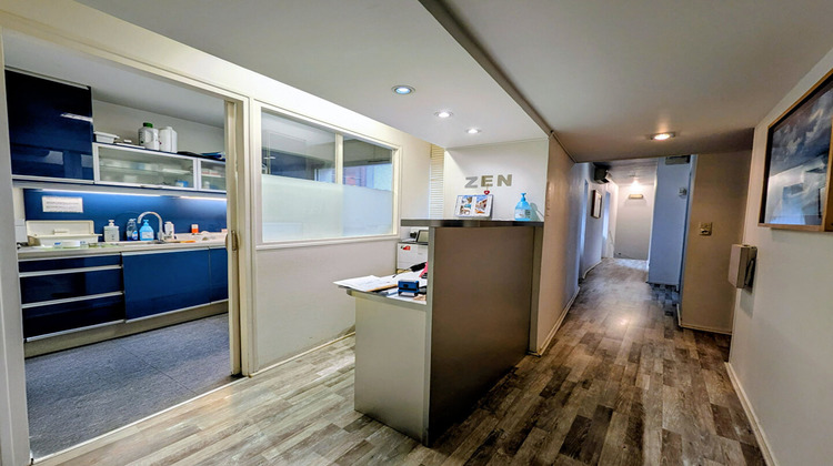 Ma-Cabane - Location Local commercial LA CHAPELLE-SUR-ERDRE, 79 m²