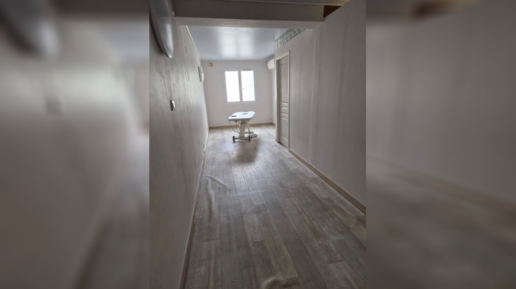 Ma-Cabane - Location Local commercial LA CIOTAT, 20 m²