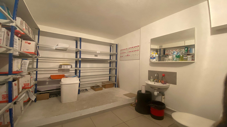 Ma-Cabane - Location Local commercial LA CIOTAT, 67 m²