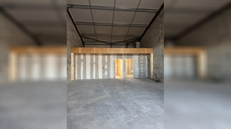 Ma-Cabane - Location Local commercial La Côte-Saint-André, 120 m²