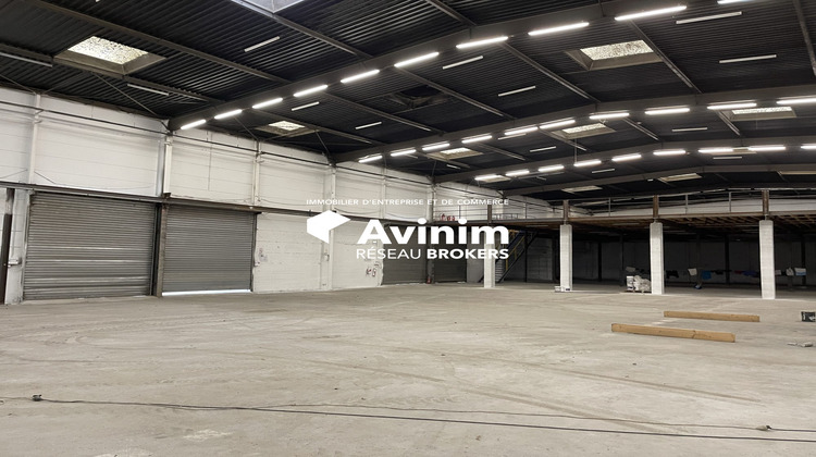 Ma-Cabane - Location Local commercial La Courneuve, 2500 m²