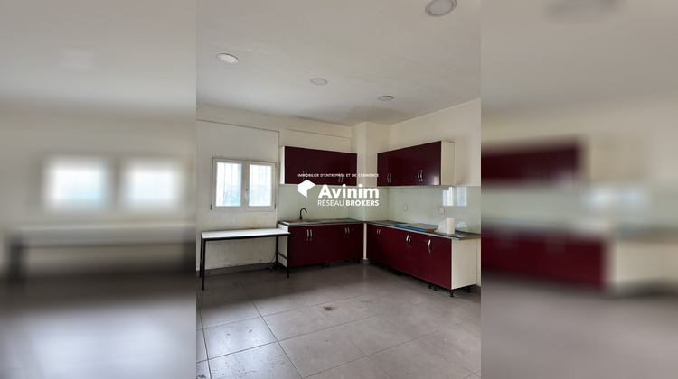 Ma-Cabane - Location Local commercial La Courneuve, 920 m²