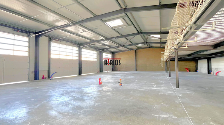 Ma-Cabane - Location Local commercial La Crau, 113 m²