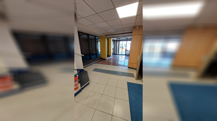 Ma-Cabane - Location Local commercial LA CRECHE, 130 m²