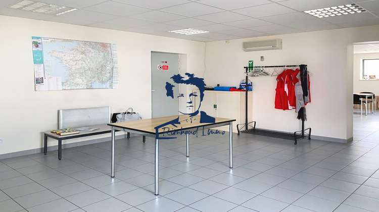 Ma-Cabane - Location Local commercial La Francheville, 300 m²