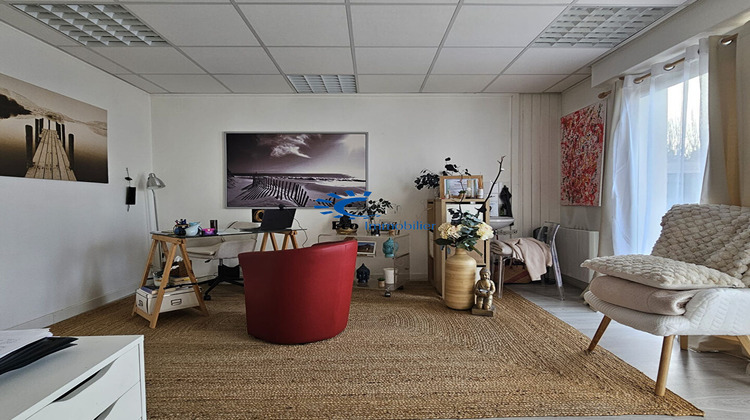 Ma-Cabane - Location Local commercial LA JARNE, 18 m²