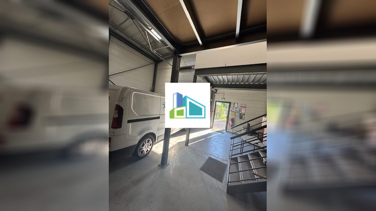 Ma-Cabane - Location Local commercial La Penne-sur-Huveaune, 180 m²