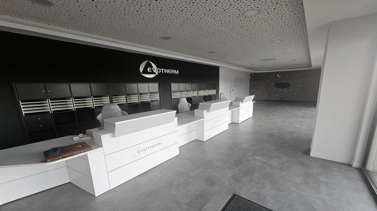 Ma-Cabane - Location Local commercial La Rivière-de-Corps, 390 m²