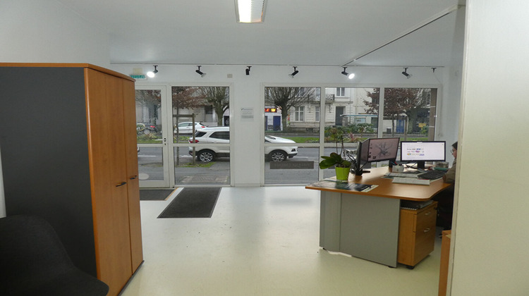 Ma-Cabane - Location Local commercial LA ROCHE-SUR-YON, 75 m²