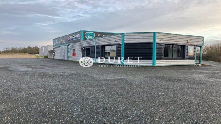 Ma-Cabane - Location Local commercial La Roche-sur-Yon, 320 m²