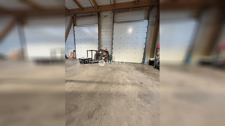 Ma-Cabane - Location Local commercial La Roche-sur-Yon, 625 m²