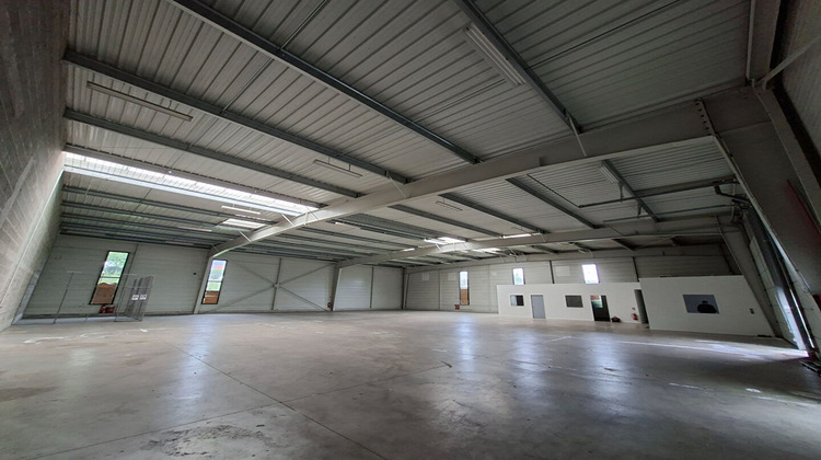 Ma-Cabane - Location Local commercial LA ROCHE-SUR-YON, 859 m²