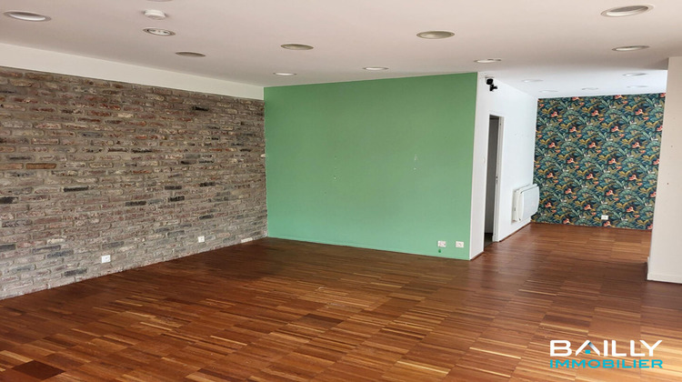 Ma-Cabane - Location Local commercial LA ROCHE-SUR-YON, 48 m²