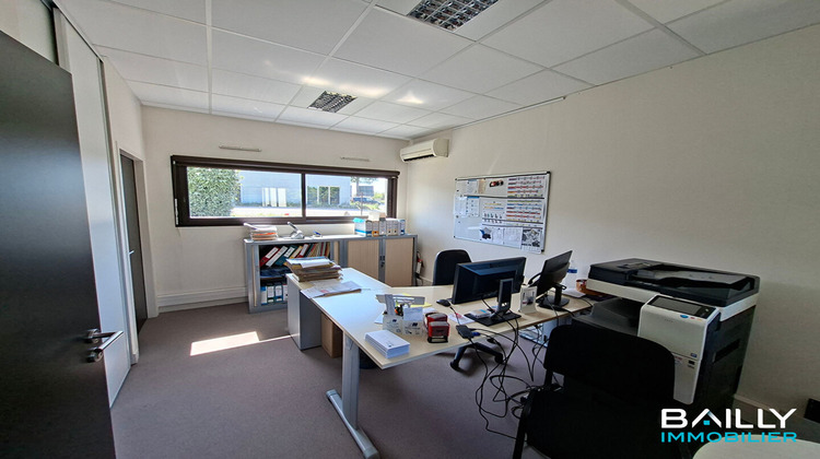 Ma-Cabane - Location Local commercial LA ROCHE-SUR-YON, 260 m²