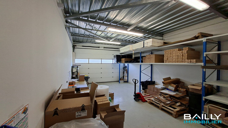 Ma-Cabane - Location Local commercial LA ROCHE-SUR-YON, 260 m²