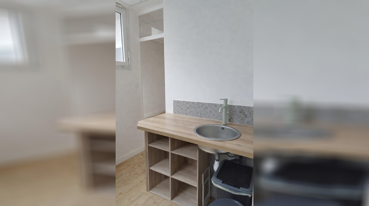 Ma-Cabane - Location Local commercial La Roche-sur-Yon, 54 m²