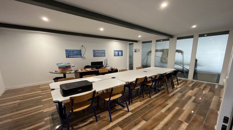 Ma-Cabane - Location Local commercial La Rochelle, 1600 m²