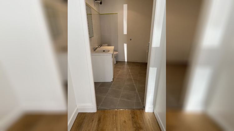 Ma-Cabane - Location Local commercial La Rochelle, 72 m²