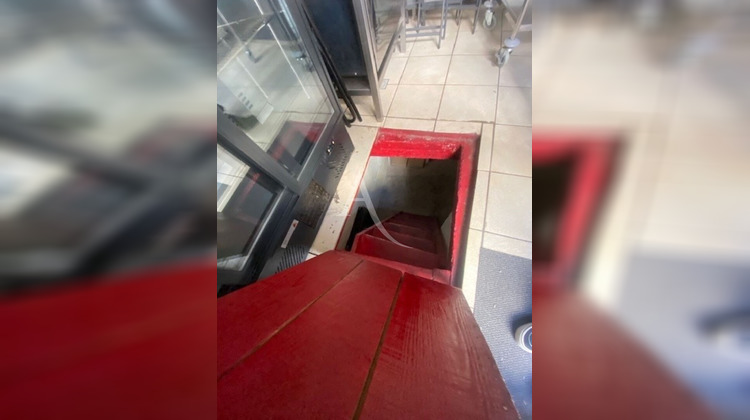 Ma-Cabane - Location Local commercial LA ROCHELLE, 12 m²