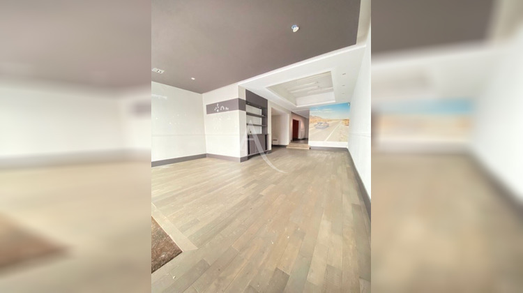 Ma-Cabane - Location Local commercial LA ROCHELLE, 120 m²