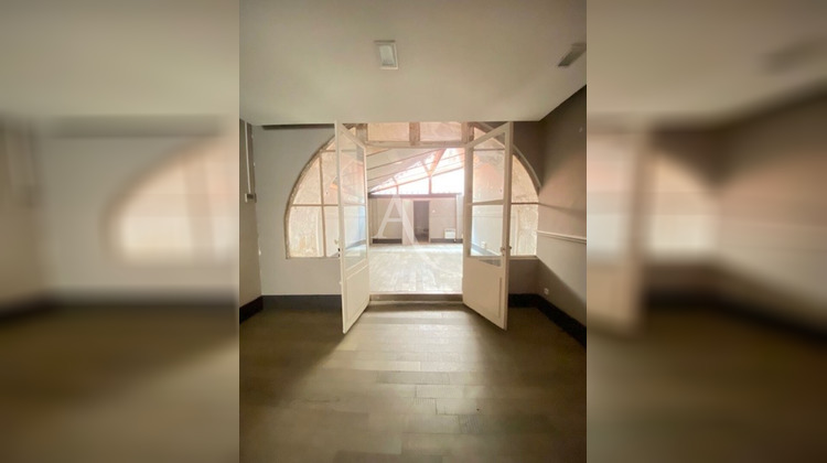 Ma-Cabane - Location Local commercial LA ROCHELLE, 120 m²