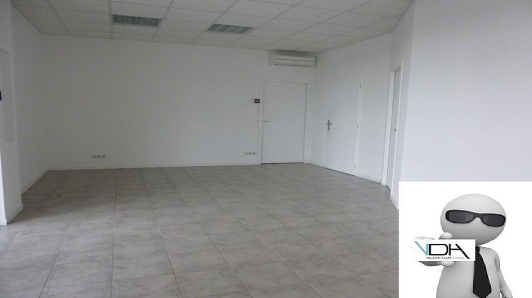 Ma-Cabane - Location Local commercial LA SALVETAT-SAINT-GILLES, 90 m²