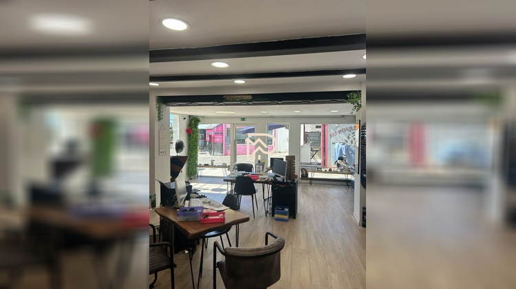 Ma-Cabane - Location Local commercial La Seyne-sur-Mer, 70 m²