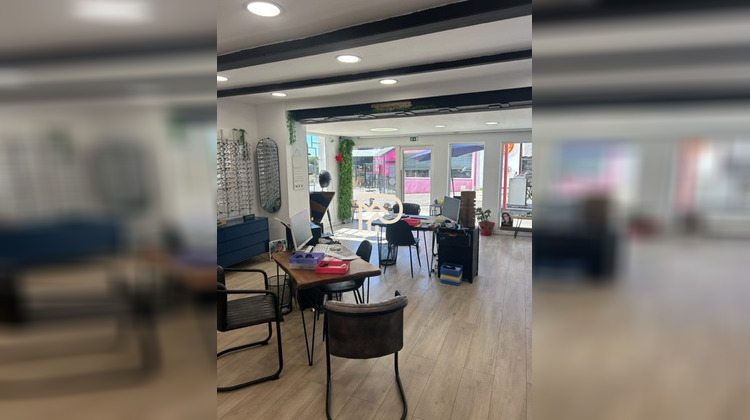 Ma-Cabane - Location Local commercial La Seyne-sur-Mer, 70 m²