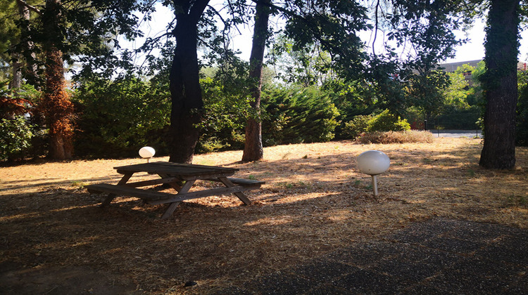 Ma-Cabane - Location Local commercial LA SEYNE-SUR-MER, 780 m²