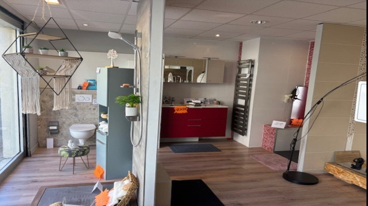 Ma-Cabane - Location Local commercial LA TALAUDIERE, 83 m²