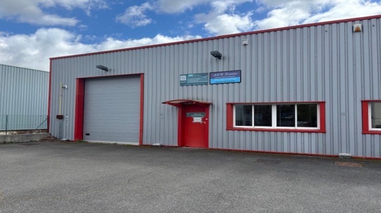 Ma-Cabane - Location Local commercial LA TALAUDIERE, 250 m²