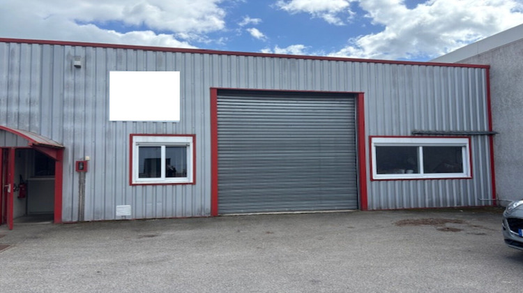 Ma-Cabane - Location Local commercial LA TALAUDIERE, 240 m²