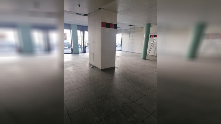 Ma-Cabane - Location Local commercial La Teste-de-Buch, 100 m²