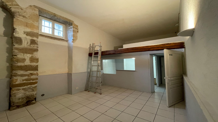 Ma-Cabane - Location Local commercial La Tour-d'Aigues, 56 m²