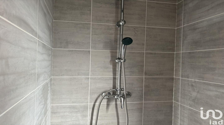 Ma-Cabane - Location Local commercial La Tour-de-Salvagny, 143 m²