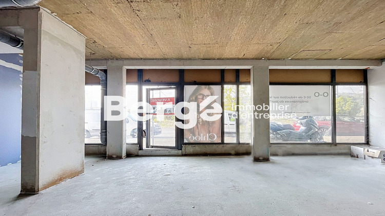 Ma-Cabane - Location Local commercial La Trinité, 61 m²