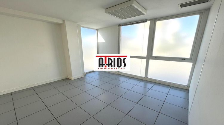 Ma-Cabane - Location Local commercial La Valette-du-Var, 1720 m²