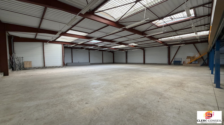 Ma-Cabane - Location Local commercial La Vaupalière, 1500 m²