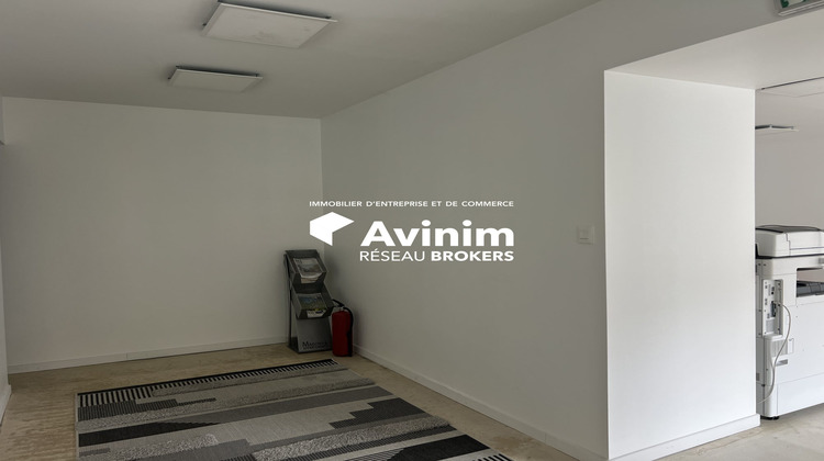 Ma-Cabane - Location Local commercial La Verpillière, 100 m²