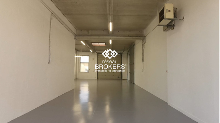 Ma-Cabane - Location Local commercial La Verrière, 267 m²