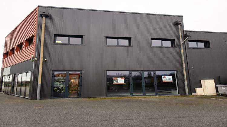 Ma-Cabane - Location Local commercial La Ville-aux-Dames, 97 m²