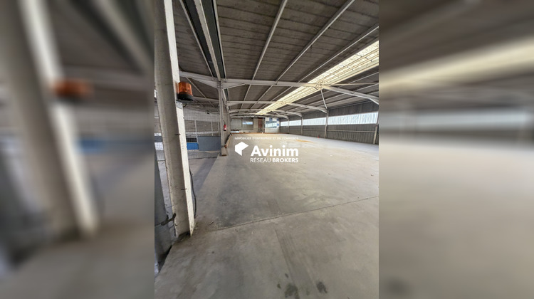 Ma-Cabane - Location Local commercial La Ville-du-Bois, 2200 m²